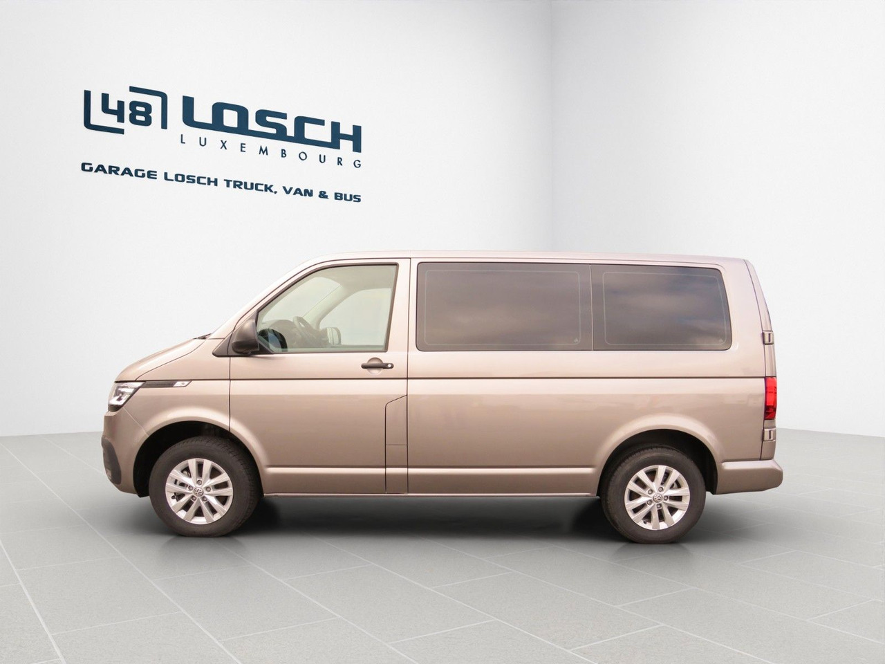 Volkswagen T6.1 Transporter Trendline 2.0 TDI Kasten - Väike kaubik: pilt 2 Volkswagen T6.1 Transporter Trendline 2.0 TDI Kasten - Väike kaubik: pilt 2