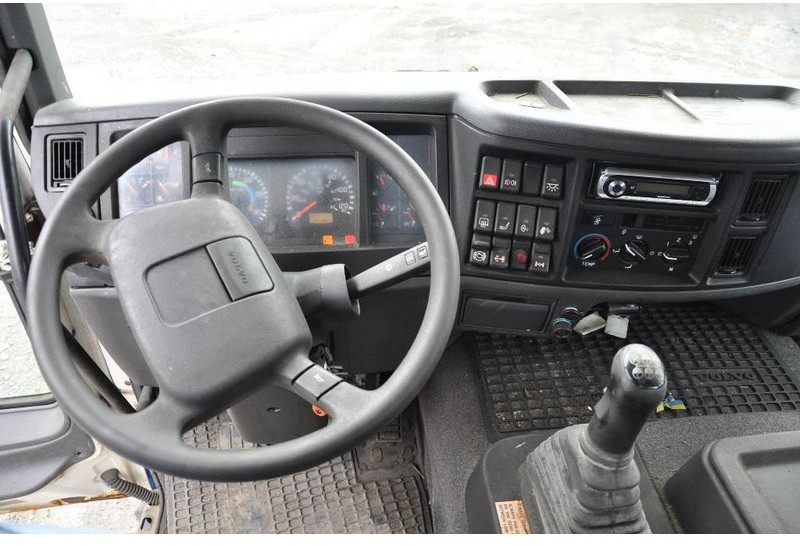 Volvo FL618 4X2 Kran/kapell - Kraanaga veoauto: pilt 5 Volvo FL618 4X2 Kran/kapell - Kraanaga veoauto: pilt 5