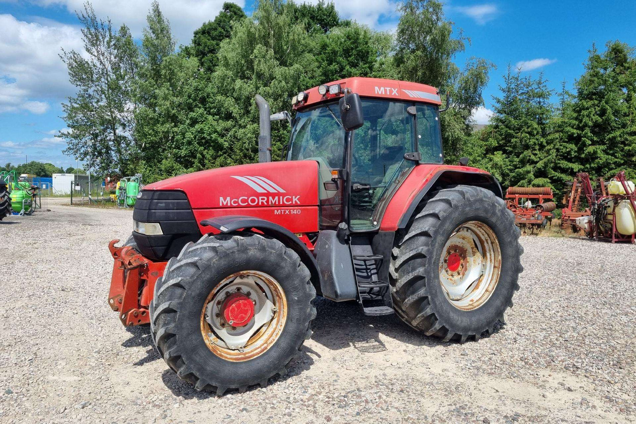 McCORMICK MTX140 - Traktor: pilt 1 McCORMICK MTX140 - Traktor: pilt 1