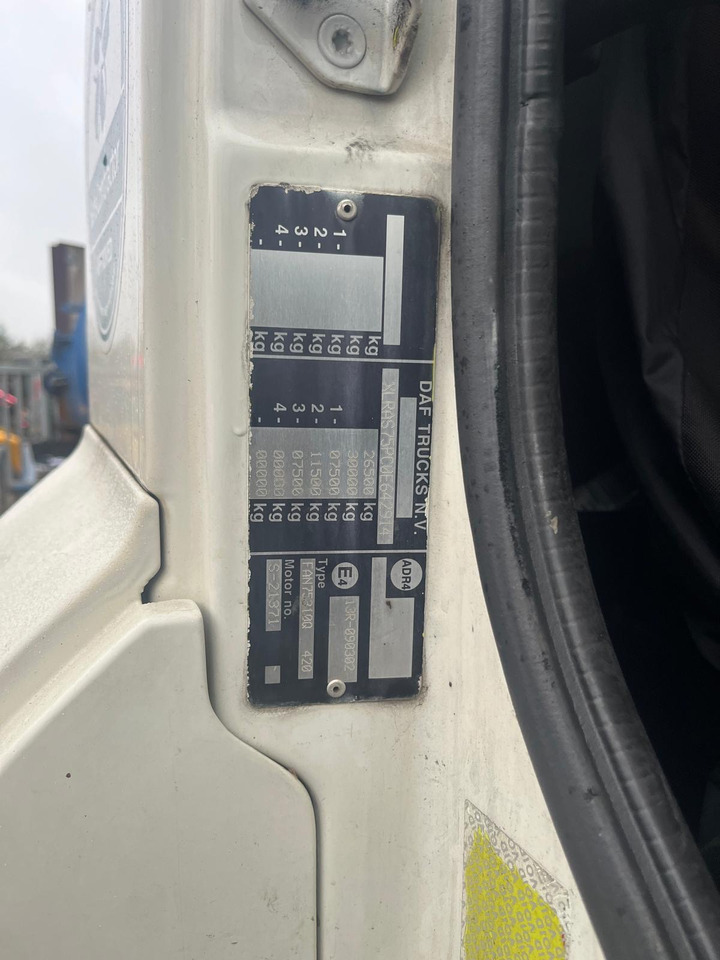 DAF 75 CF - Tsisternauto: pilt 4 DAF 75 CF - Tsisternauto: pilt 4