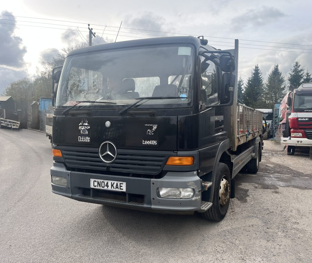 Mercedes Atego 1623 4x2 Rigid - Madelveok/ Platvormveok, Kraanaga veoauto: pilt 1 Mercedes Atego 1623 4x2 Rigid - Madelveok/ Platvormveok, Kraanaga veoauto: pilt 1