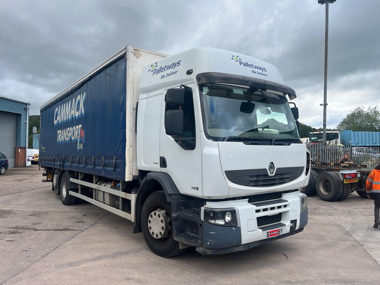Renault Premium - Tent veoauto: pilt 2 Renault Premium - Tent veoauto: pilt 2
