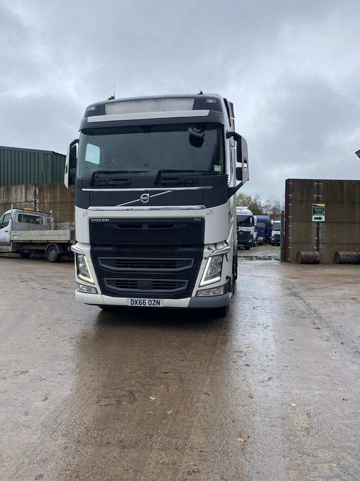 Volvo FH 500 - Sadulveok: pilt 2 Volvo FH 500 - Sadulveok: pilt 2