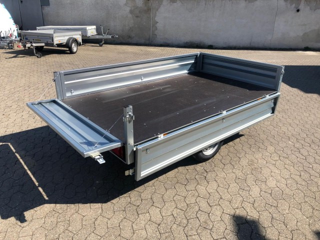Brenderup 3251S UB 750 kg, Hochlader, 2500x1420x350mm, 100 km/h - Auto järelhaagis: pilt 1 Brenderup 3251S UB 750 kg, Hochlader, 2500x1420x350mm, 100 km/h - Auto järelhaagis: pilt 1