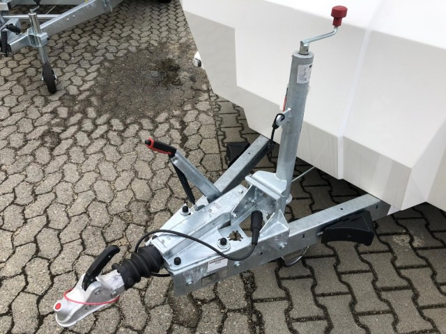 Brian James Race Sport, 340-5510, 5500 x 2100 mm, 3,0 to. 100 km/h, Seilw. - Treiler järelhaagis: pilt 4 Brian James Race Sport, 340-5510, 5500 x 2100 mm, 3,0 to. 100 km/h, Seilw. - Treiler järelhaagis: pilt 4
