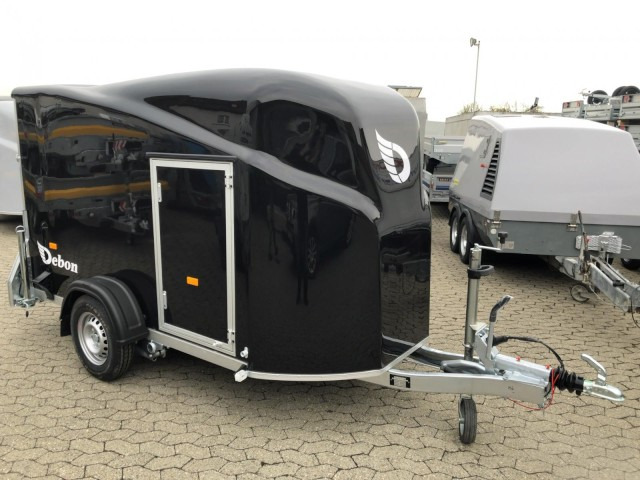 Cheval Liberte Debon Cargo 2 Poly + Türe schwarz Aluräder 1300 kg, 100 km/h, 300x155x168cm - Furgoonjärelhaagis: pilt 1 Cheval Liberte Debon Cargo 2 Poly + Türe schwarz Aluräder 1300 kg, 100 km/h, 300x155x168cm - Furgoonjärelhaagis: pilt 1