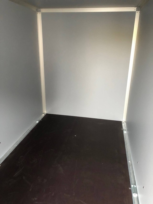 Hapert Sapphire L-1 250x130x150cm, ZG 1,35 to., Koffer Türe - Furgoonjärelhaagis: pilt 3 Hapert Sapphire L-1 250x130x150cm, ZG 1,35 to., Koffer Türe - Furgoonjärelhaagis: pilt 3