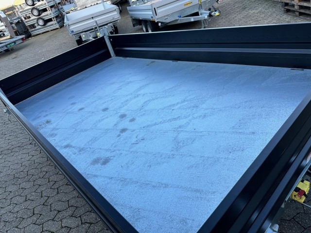 Humbaur 3-Seitenkipper HTK 3500.31 Alu black edition , 3140 x 1750 x 350 mm, 3,5 to. - Kalluri järelhaagis: pilt 4 Humbaur 3-Seitenkipper HTK 3500.31 Alu black edition , 3140 x 1750 x 350 mm, 3,5 to. - Kalluri järelhaagis: pilt 4