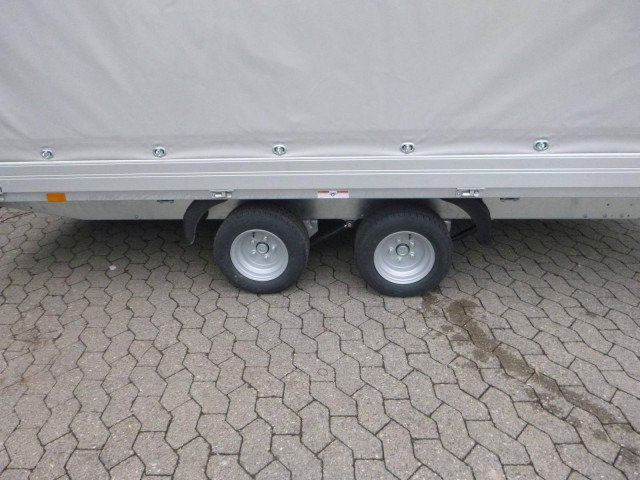 Humbaur HN 254118 Hochlader mit Hochplane 2,5 to. 4100 x 1850 x 350 mm - Auto järelhaagis: pilt 3 Humbaur HN 254118 Hochlader mit Hochplane 2,5 to. 4100 x 1850 x 350 mm - Auto järelhaagis: pilt 3