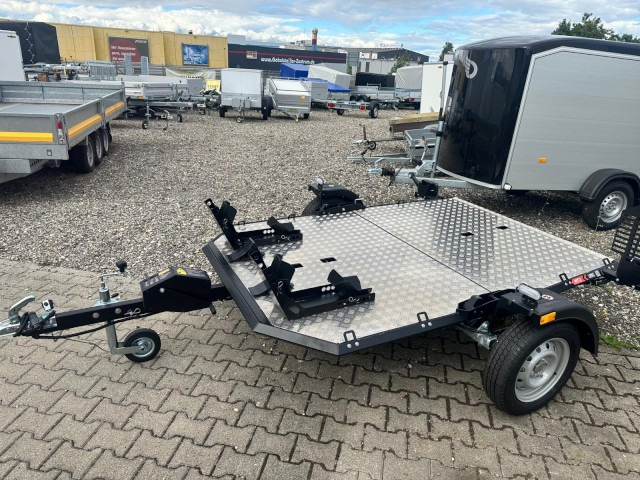 Lorries Motorradanhänger MT-2, 0,75 to. 240 x 174 cm, Alufelgen - Mootorratta haagis: pilt 2 Lorries Motorradanhänger MT-2, 0,75 to. 240 x 174 cm, Alufelgen - Mootorratta haagis: pilt 2