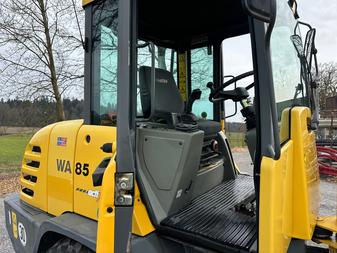 KOMATSU WA 85 3 - Rataslaadur: pilt 5 KOMATSU WA 85 3 - Rataslaadur: pilt 5