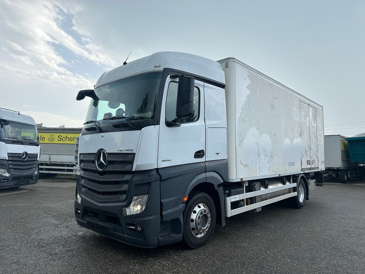 MERCEDES-BENZ actros 18.42 4x2 Gas-Kühlfahrzeug - Külmutiga veoauto: pilt 1 MERCEDES-BENZ actros 18.42 4x2 Gas-Kühlfahrzeug - Külmutiga veoauto: pilt 1