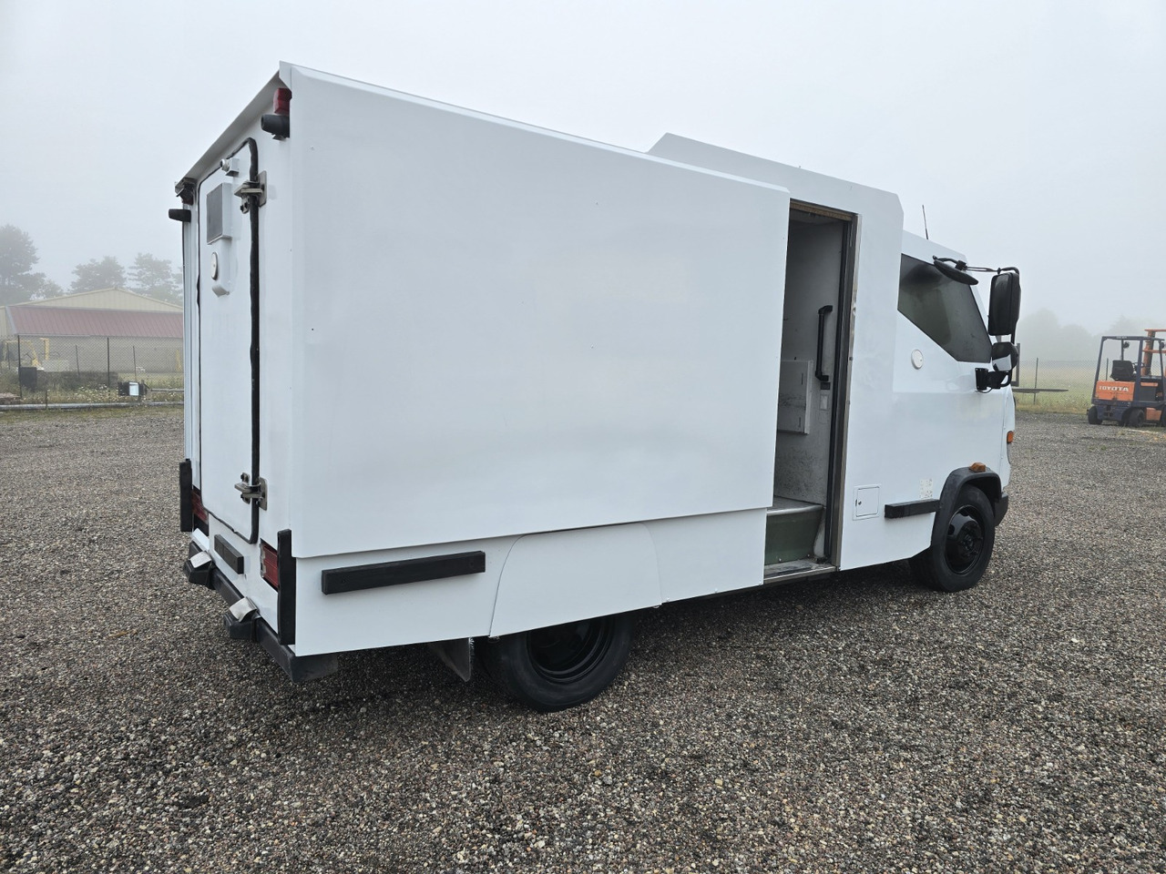 Mercedes Vario 816 - Kogumissõiduk: pilt 4 Mercedes Vario 816 - Kogumissõiduk: pilt 4