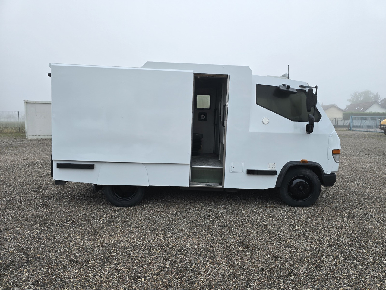 Mercedes Vario 816 - Kogumissõiduk: pilt 3 Mercedes Vario 816 - Kogumissõiduk: pilt 3