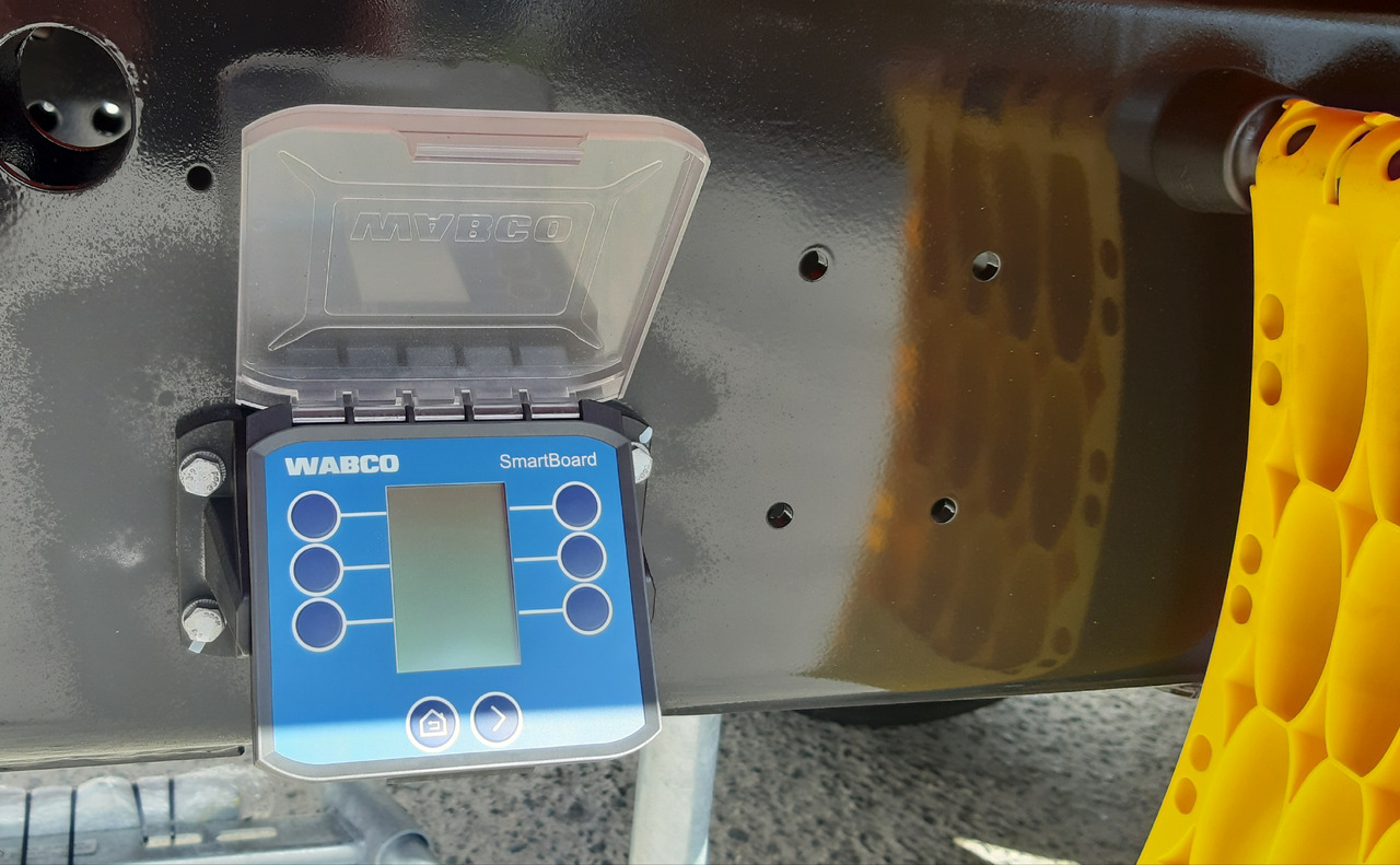 MEILLER MZDA 1822 M / Y / ZVEDACÍ NÁPRAVA * LIFTACHSE / PLACHTA * PLANE / WABCO SmartBoard - Kalluri järelhaagis: pilt 3 MEILLER MZDA 1822 M / Y / ZVEDACÍ NÁPRAVA * LIFTACHSE / PLACHTA * PLANE / WABCO SmartBoard - Kalluri järelhaagis: pilt 3