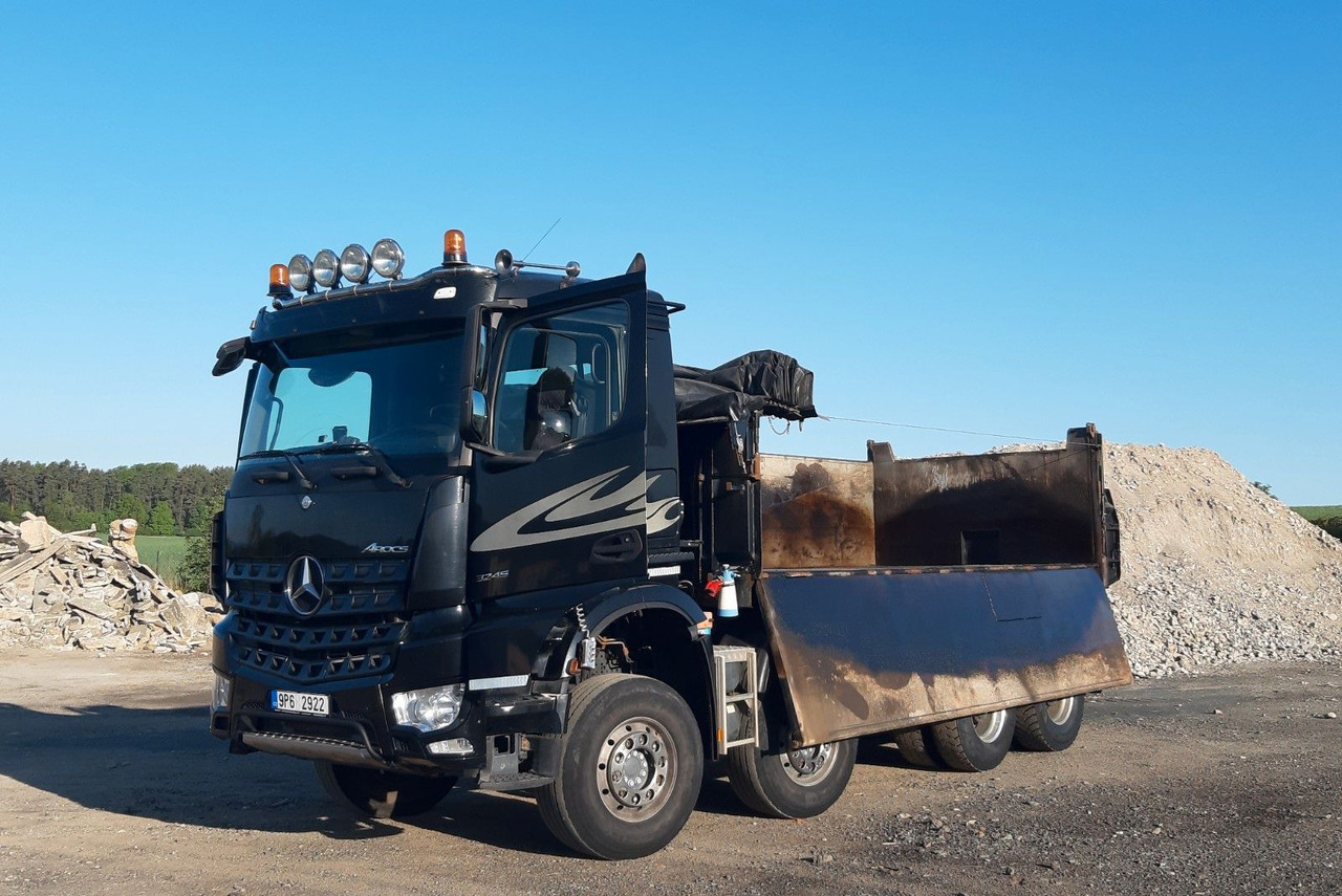 Mercedes-Benz AROCS 3245 8x4 Bordmatic/ THERMO/ CRAMARO/ AHK - Kallurauto: pilt 2 Mercedes-Benz AROCS 3245 8x4 Bordmatic/ THERMO/ CRAMARO/ AHK - Kallurauto: pilt 2