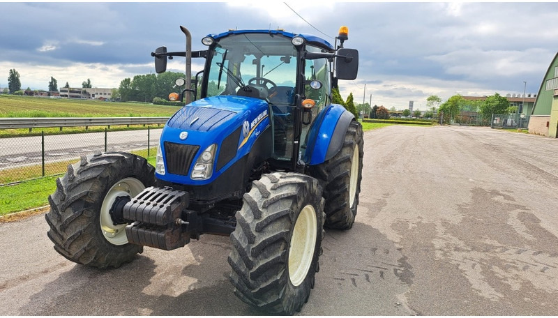 New Holland T 4.105 - Traktor: pilt 3 New Holland T 4.105 - Traktor: pilt 3