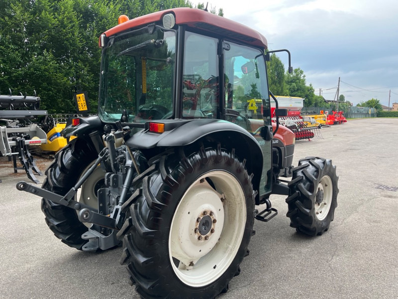 New Holland TN 55 D - Traktor: pilt 5 New Holland TN 55 D - Traktor: pilt 5