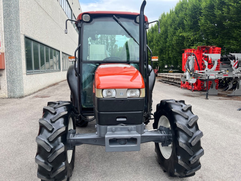 New Holland TN 55 D - Traktor: pilt 2 New Holland TN 55 D - Traktor: pilt 2