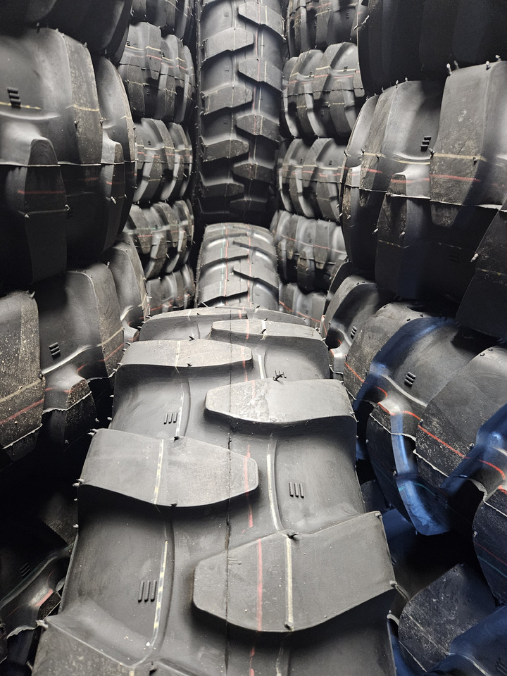 Armour TI300 10.00-20 - Rehv - Ratastel ekskavaator: pilt 4 Armour TI300 10.00-20 - Rehv - Ratastel ekskavaator: pilt 4