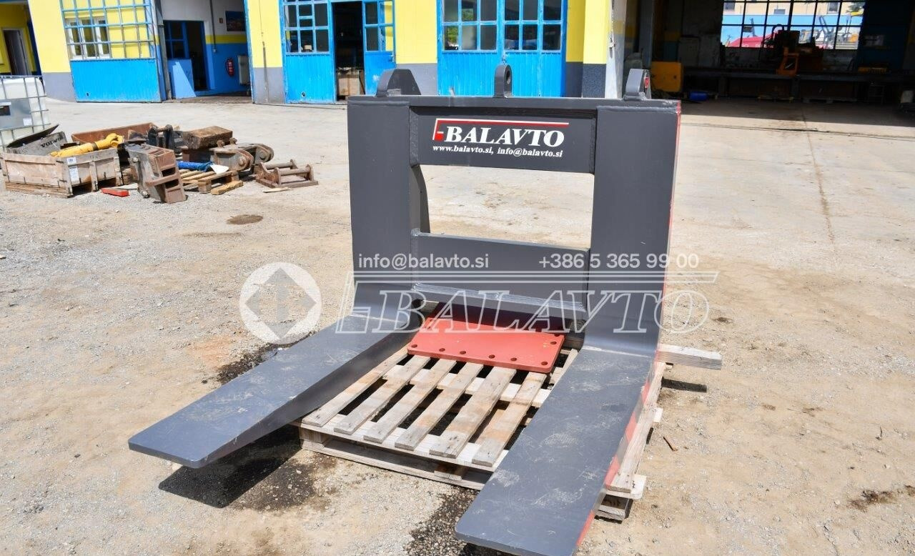 Balavto Block handling forks for Volvo L220 and L180 - Kahvlid: pilt 1 Balavto Block handling forks for Volvo L220 and L180 - Kahvlid: pilt 1