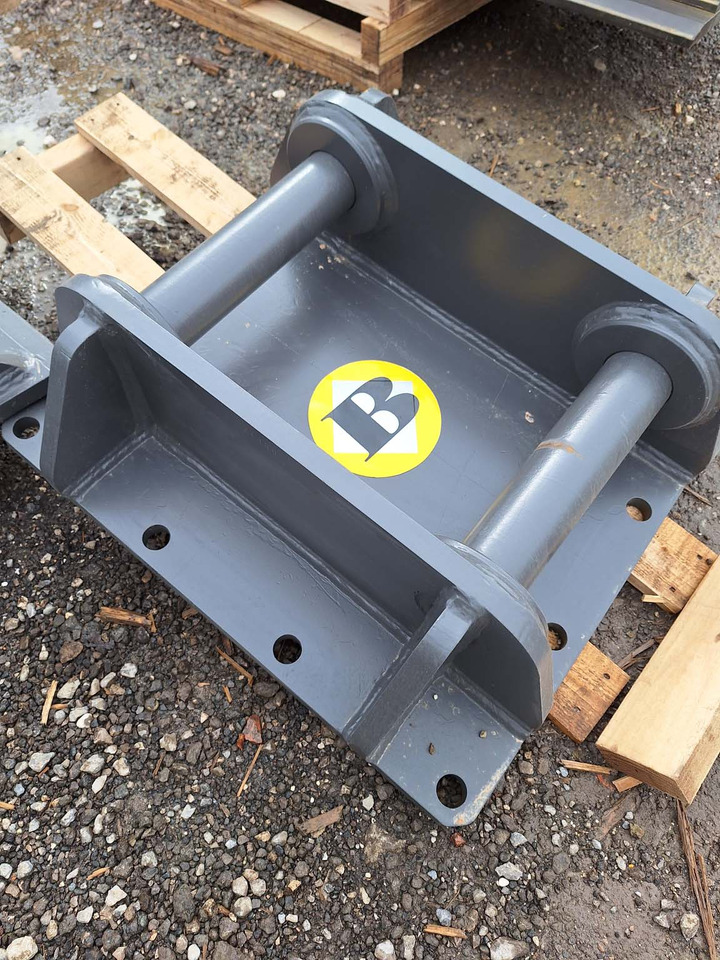 Balavto attachment plate NPK-D-3500 - Kiirühendus - Ehitusmasinad: pilt 4 Balavto attachment plate NPK-D-3500 - Kiirühendus - Ehitusmasinad: pilt 4
