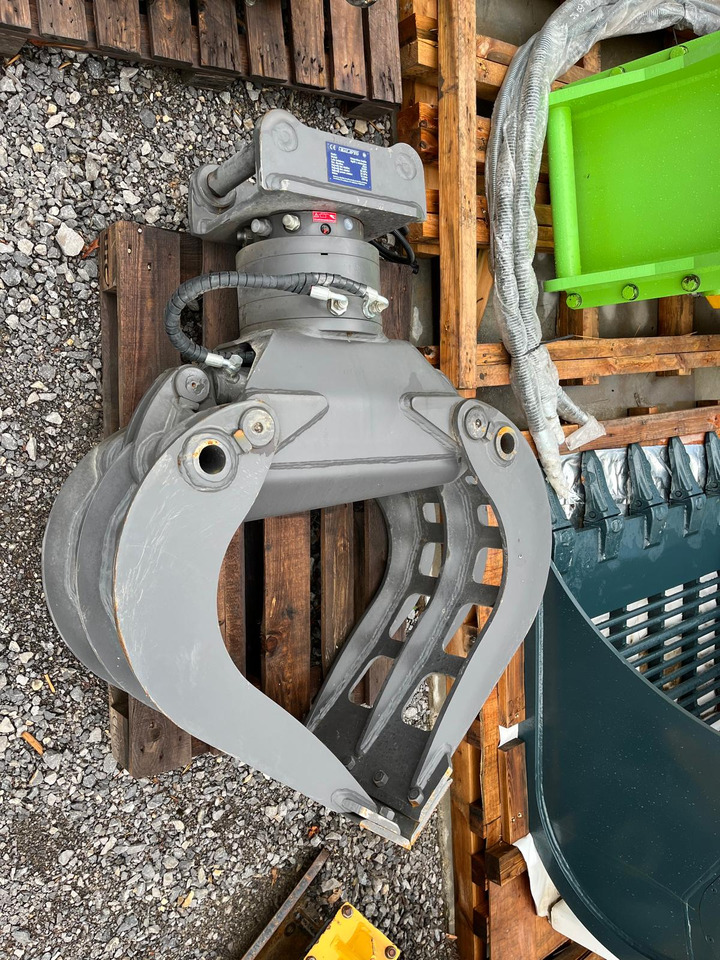 Balavto stone grapple BG08 with rotator - Haarats - Ekskavaator: pilt 2 Balavto stone grapple BG08 with rotator - Haarats - Ekskavaator: pilt 2