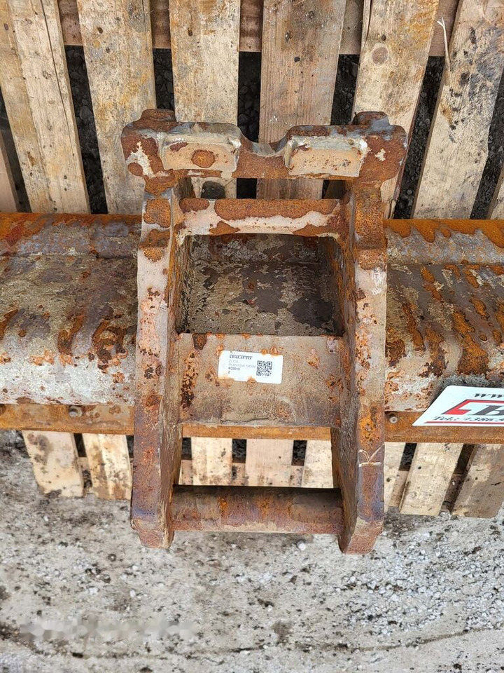 Ditch cleaning bucket 1400 mm VTN for 8-11 ton excavators - Ekskavaatori kopp - Ekskavaator: pilt 3 Ditch cleaning bucket 1400 mm VTN for 8-11 ton excavators - Ekskavaatori kopp - Ekskavaator: pilt 3