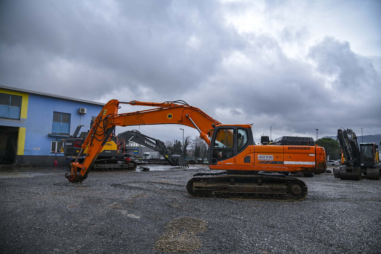 Doosan DX340LC - Lintekskavaator: pilt 3 Doosan DX340LC - Lintekskavaator: pilt 3