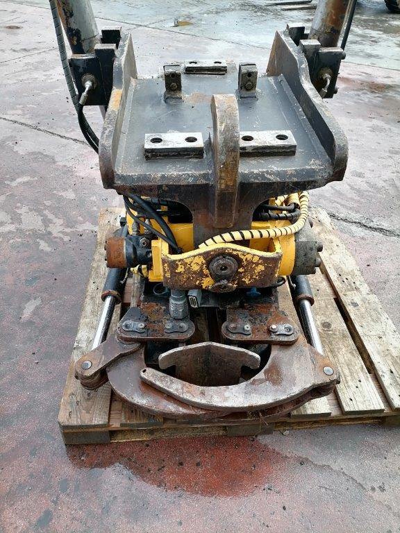 Engcon EC30 Volvo S2 - Kallutav pöördpea: pilt 3 Engcon EC30 Volvo S2 - Kallutav pöördpea: pilt 3