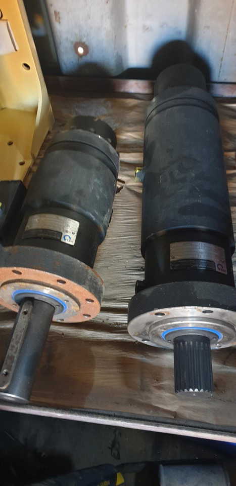 HKS DA--H 80 360º for PUTZMEISTER SPM 500 ESK1602791 for Putzmeister SPM 500 roadheader - Hüdrauliline mootor: pilt 2 HKS DA--H 80 360º for PUTZMEISTER SPM 500 ESK1602791 for Putzmeister SPM 500 roadheader - Hüdrauliline mootor: pilt 2