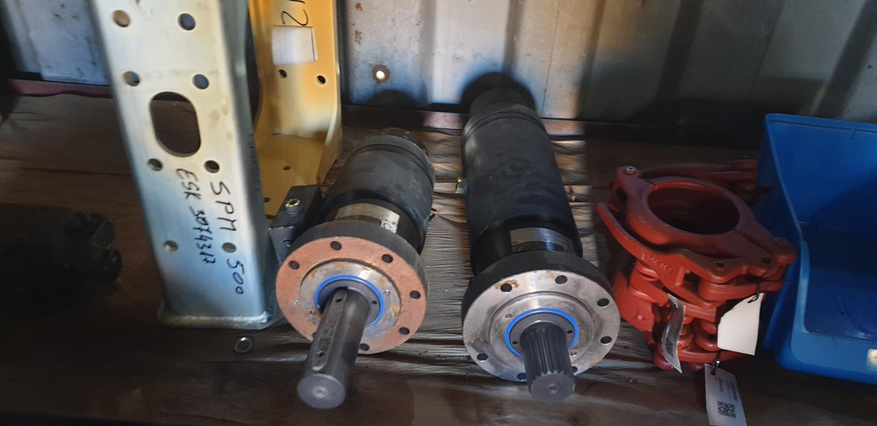 HKS DA--H 80 360º for PUTZMEISTER SPM 500 ESK1602791 for Putzmeister SPM 500 roadheader - Hüdrauliline mootor: pilt 1 HKS DA--H 80 360º for PUTZMEISTER SPM 500 ESK1602791 for Putzmeister SPM 500 roadheader - Hüdrauliline mootor: pilt 1