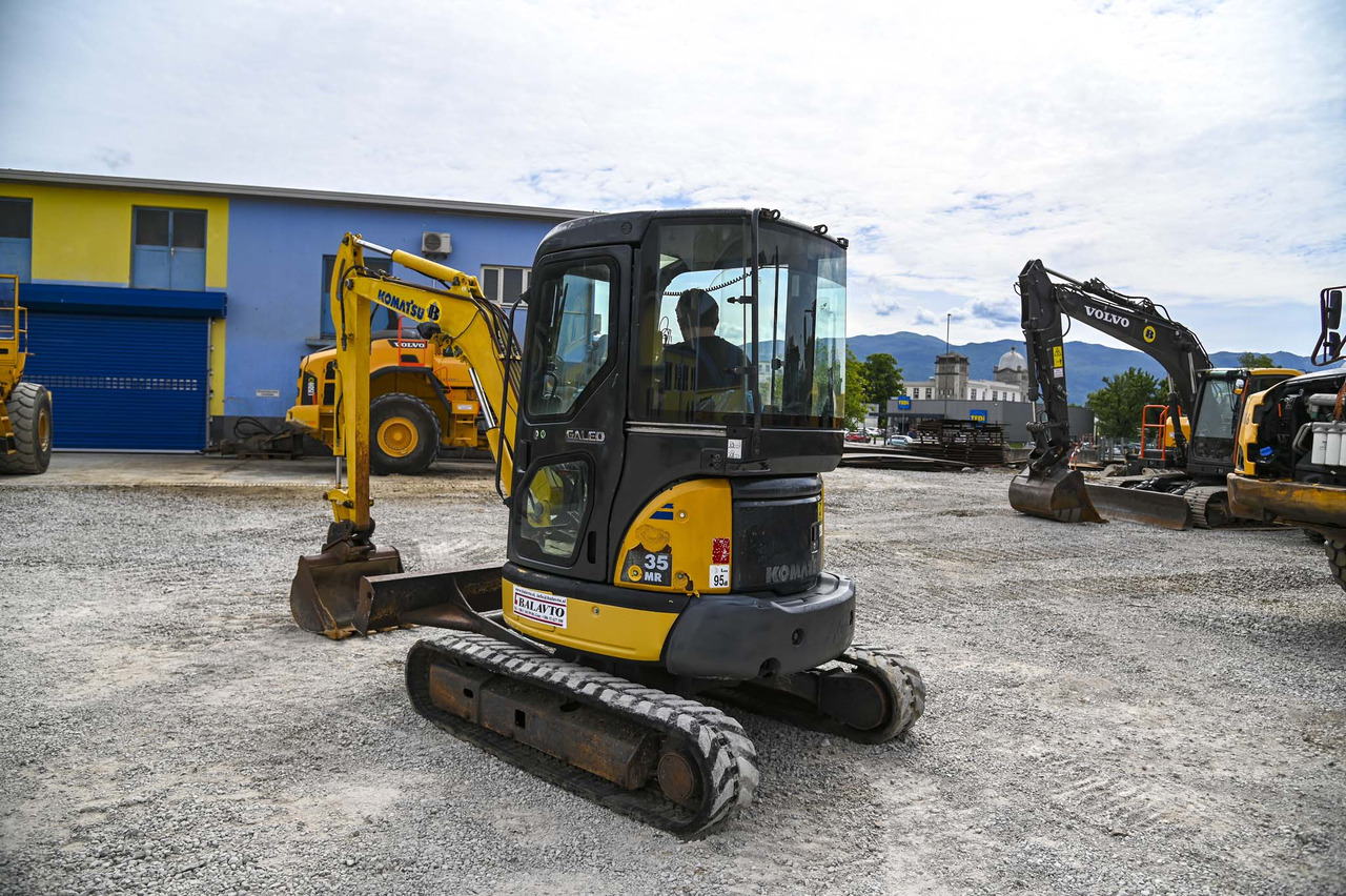 Komatsu PC35MR-2 - Miniekskavaator: pilt 5 Komatsu PC35MR-2 - Miniekskavaator: pilt 5