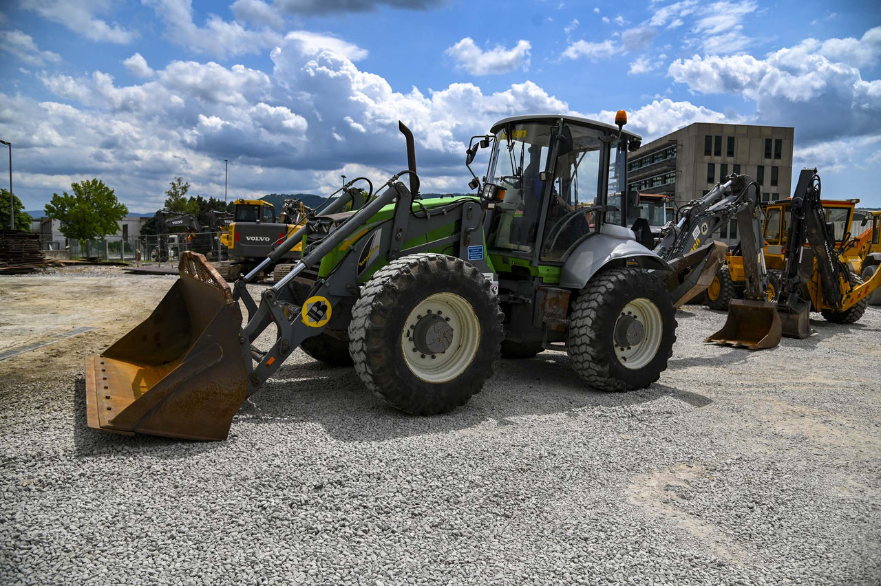 Lännen 8600E - Ekskavaator-laadur: pilt 2 Lännen 8600E - Ekskavaator-laadur: pilt 2