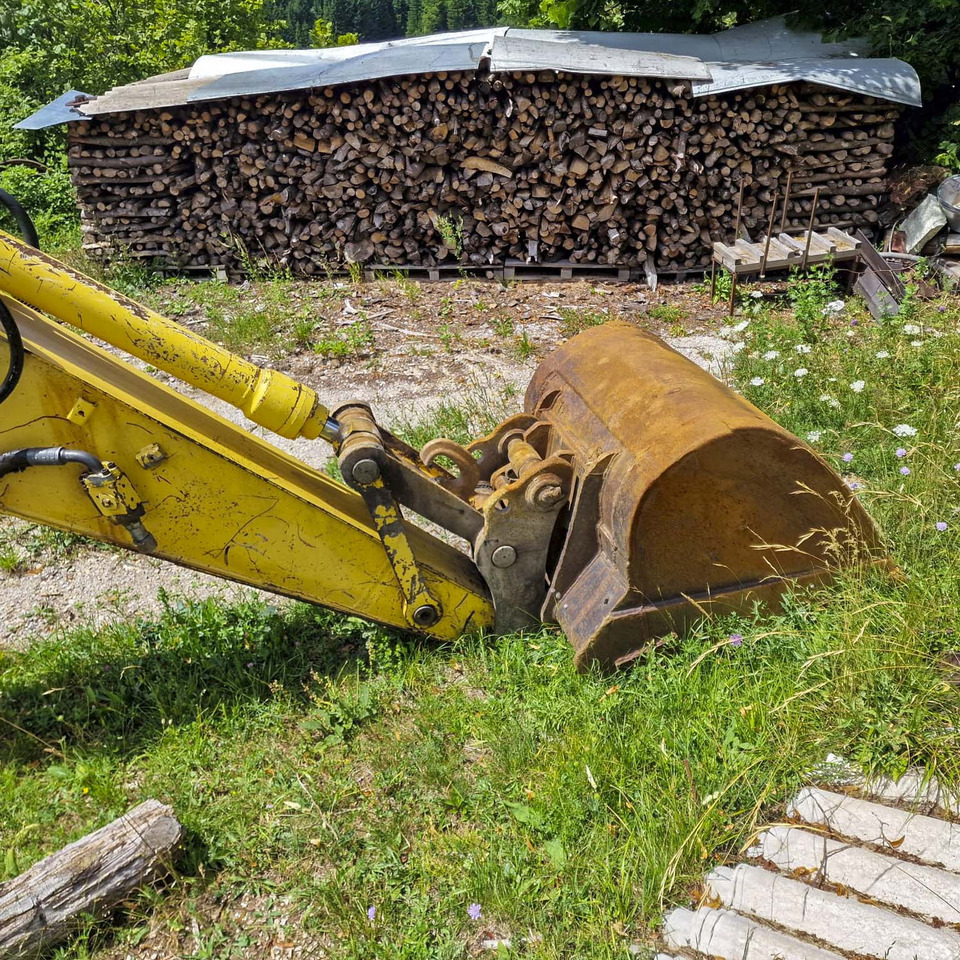 New Holland Kobelco E215 liising New Holland Kobelco E215: pilt 7 New Holland Kobelco E215 liising New Holland Kobelco E215: pilt 7