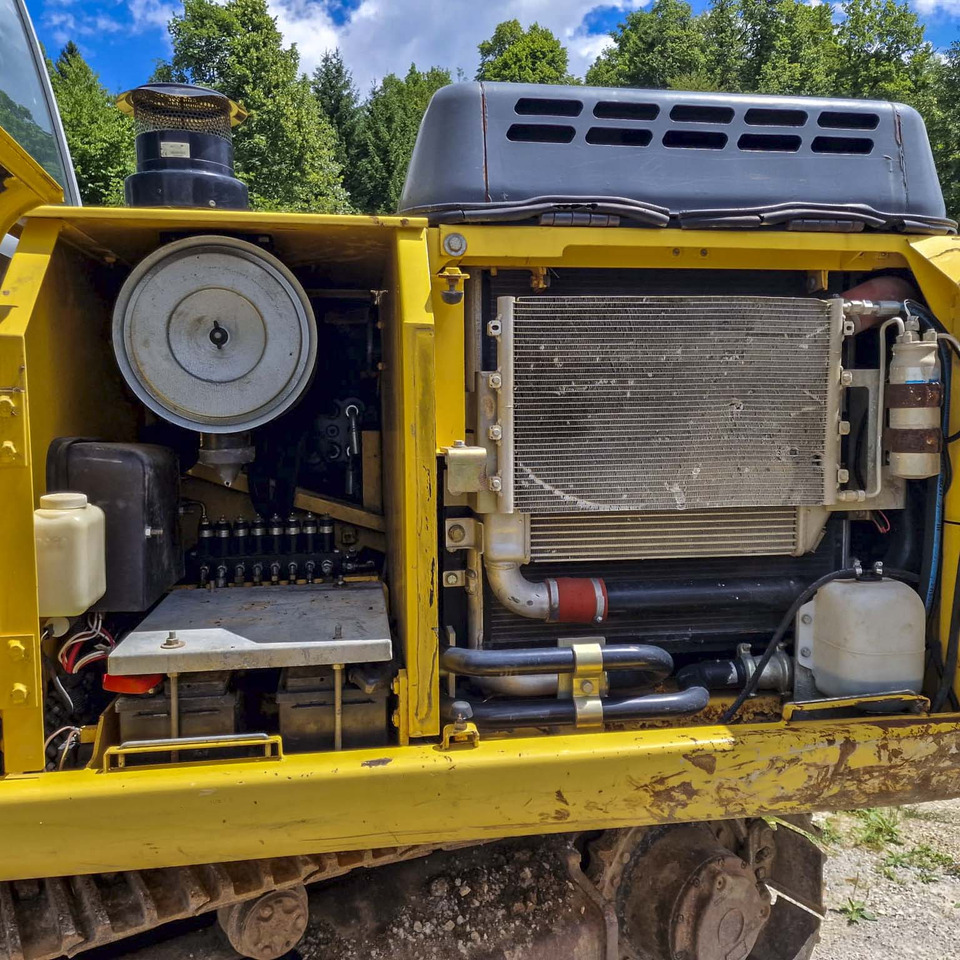 New Holland Kobelco E215 liising New Holland Kobelco E215: pilt 16 New Holland Kobelco E215 liising New Holland Kobelco E215: pilt 16