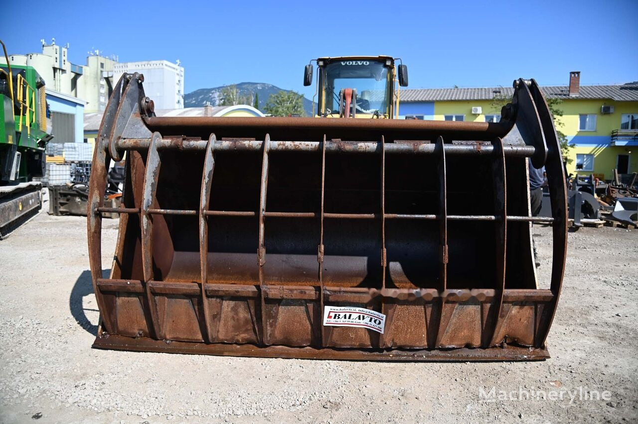 Trevi Benne Loader bucket 3000 mm - Laaduri kopp: pilt 1 Trevi Benne Loader bucket 3000 mm - Laaduri kopp: pilt 1