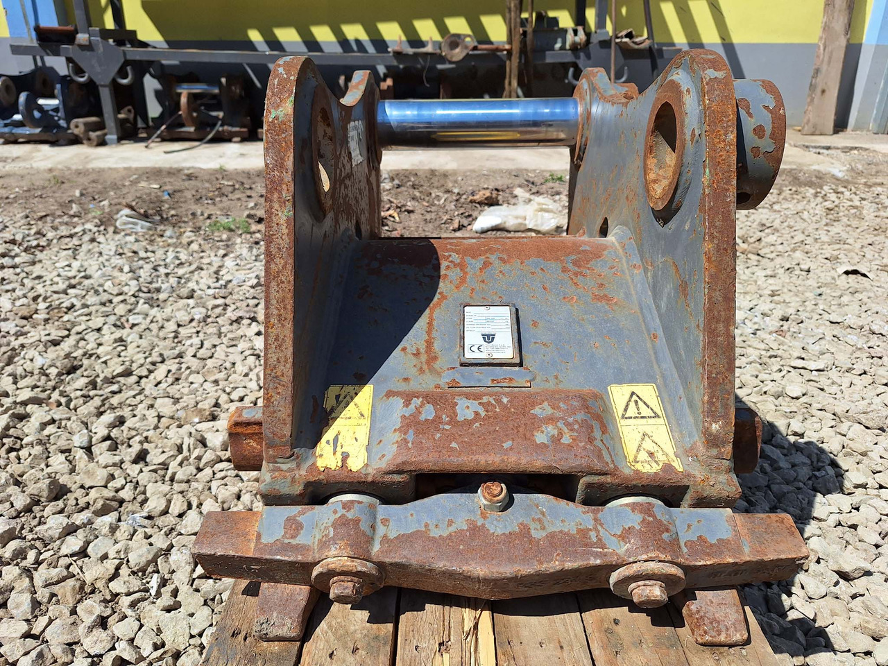 Trevi Benne hydraulic ARI Verachtert Volvo EC220E - Kiirühendus - Ehitusmasinad: pilt 3 Trevi Benne hydraulic ARI Verachtert Volvo EC220E - Kiirühendus - Ehitusmasinad: pilt 3