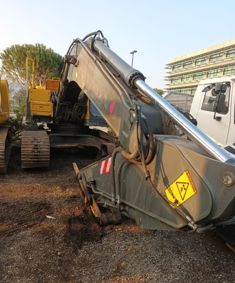 VOLVO EC210BNL - Lintekskavaator: pilt 1 VOLVO EC210BNL - Lintekskavaator: pilt 1