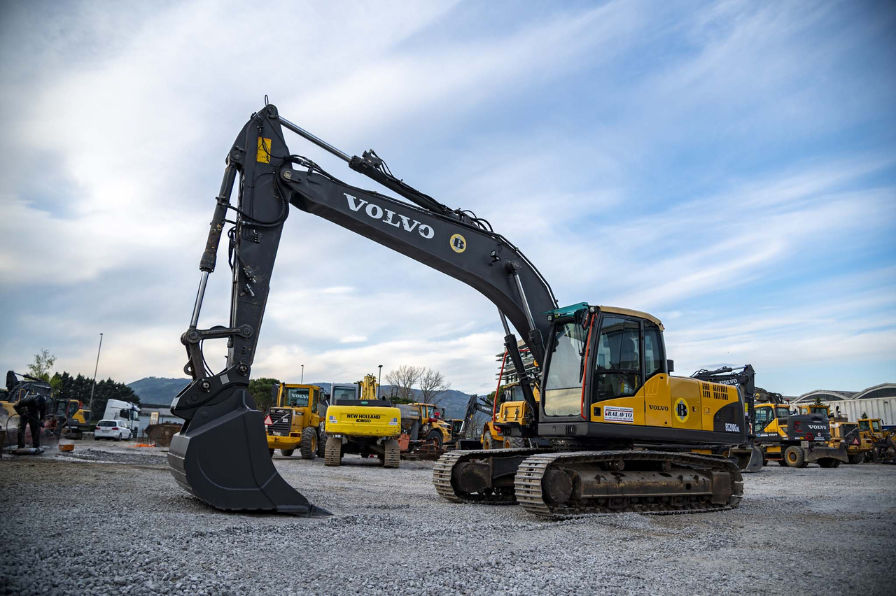 VOLVO EC210CNL - Lintekskavaator: pilt 1 VOLVO EC210CNL - Lintekskavaator: pilt 1