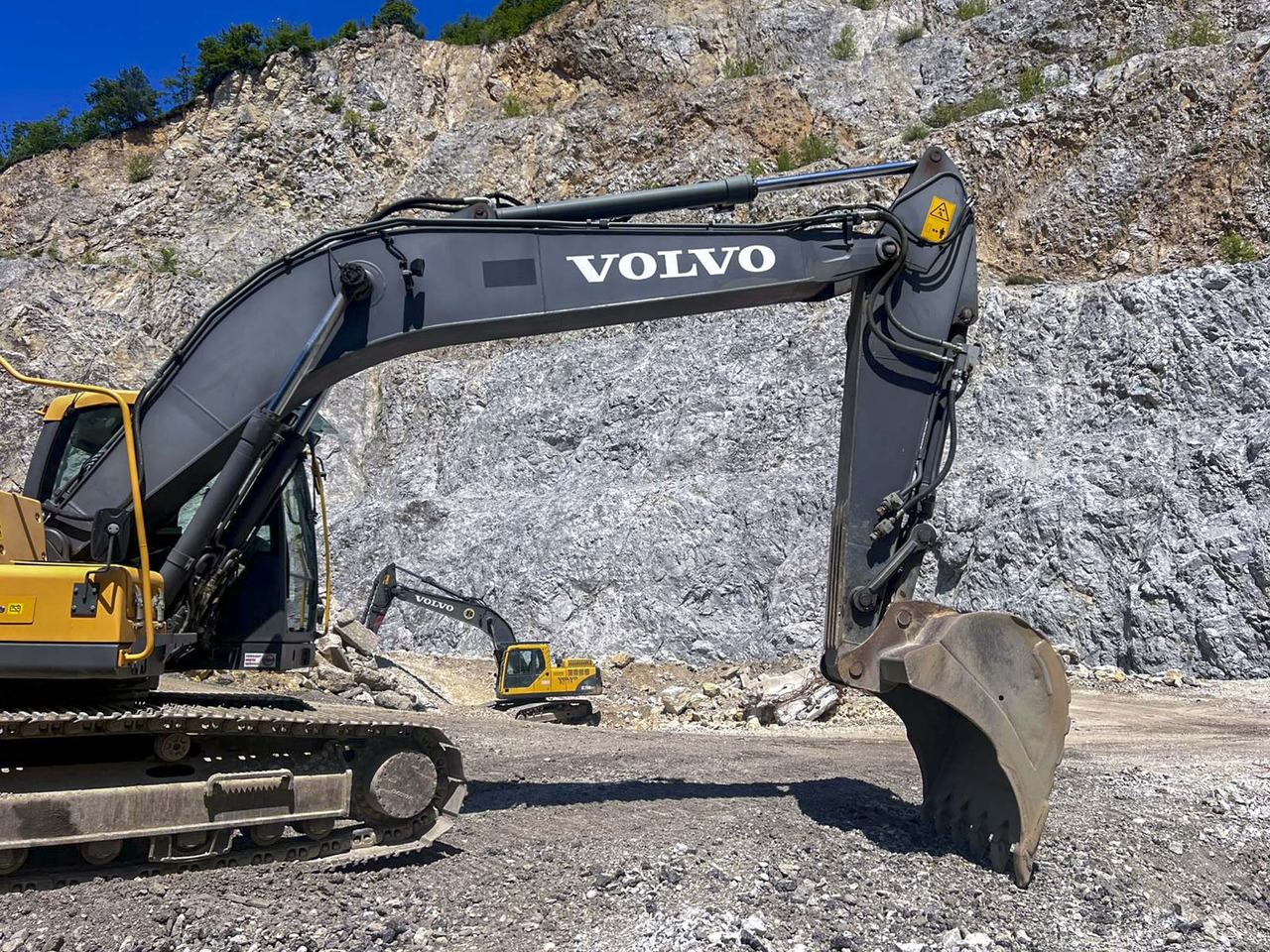 VOLVO EC220D - Lintekskavaator: pilt 4 VOLVO EC220D - Lintekskavaator: pilt 4