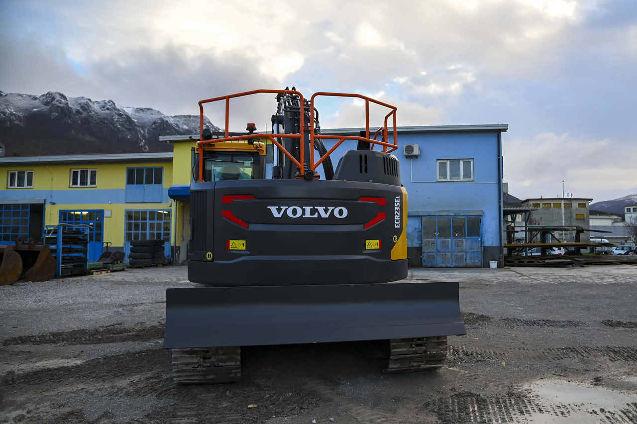 VOLVO ECR235EL - Lintekskavaator: pilt 5 VOLVO ECR235EL - Lintekskavaator: pilt 5