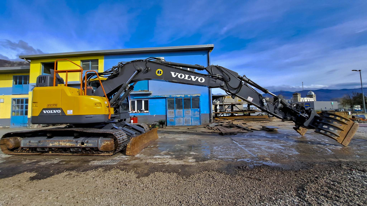 VOLVO ECR235EL - Lintekskavaator: pilt 4 VOLVO ECR235EL - Lintekskavaator: pilt 4