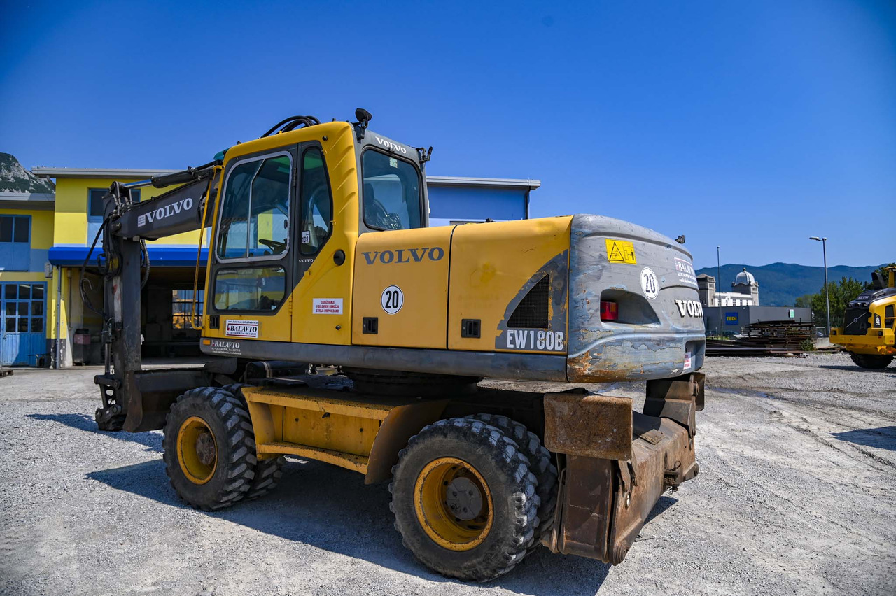 VOLVO EW180B - Ratastel ekskavaator: pilt 4 VOLVO EW180B - Ratastel ekskavaator: pilt 4