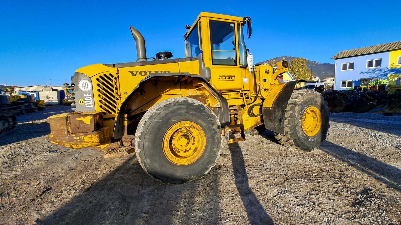 VOLVO L120E - Rataslaadur: pilt 5 VOLVO L120E - Rataslaadur: pilt 5
