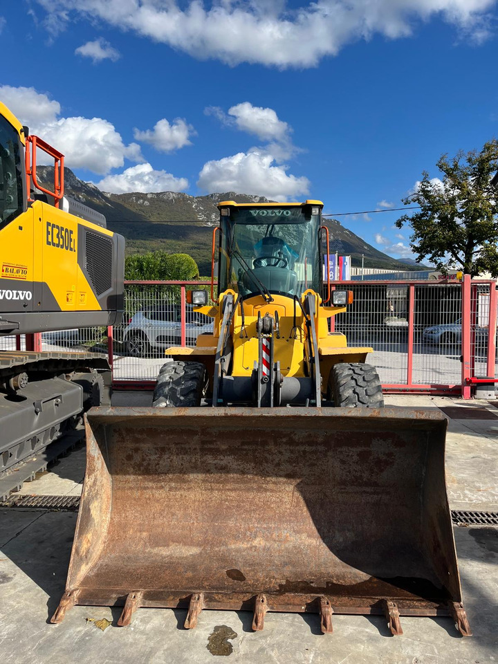 VOLVO L35B - Rataslaadur: pilt 1 VOLVO L35B - Rataslaadur: pilt 1