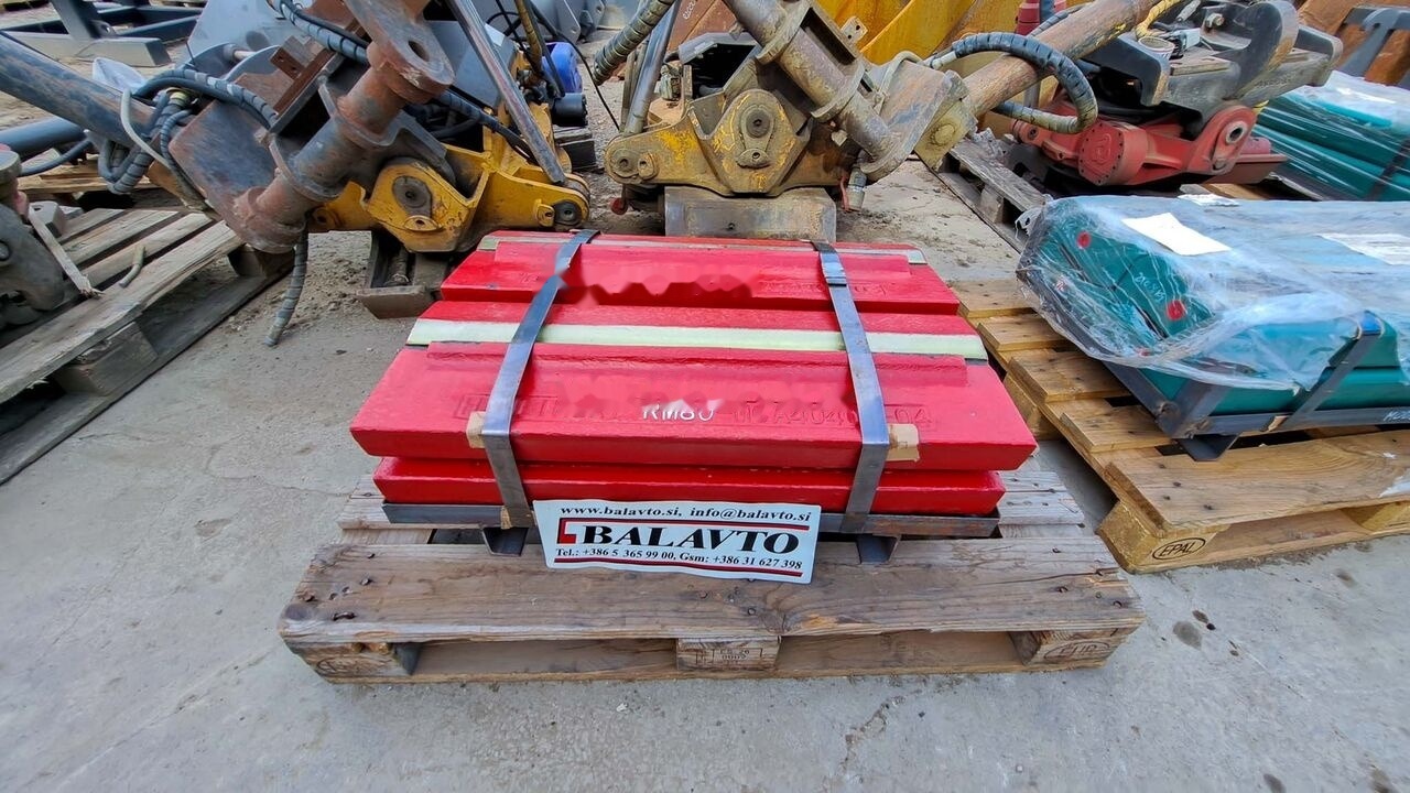 Blow bar Rubble Master RM80 for crusher - Varuosa - Purusti: pilt 3 Blow bar Rubble Master RM80 for crusher - Varuosa - Purusti: pilt 3