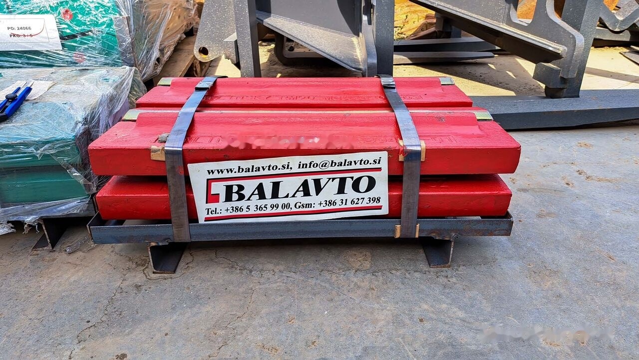 Blow bar Rubble Master RM90 for crusher - Varuosa - Purusti: pilt 1 Blow bar Rubble Master RM90 for crusher - Varuosa - Purusti: pilt 1