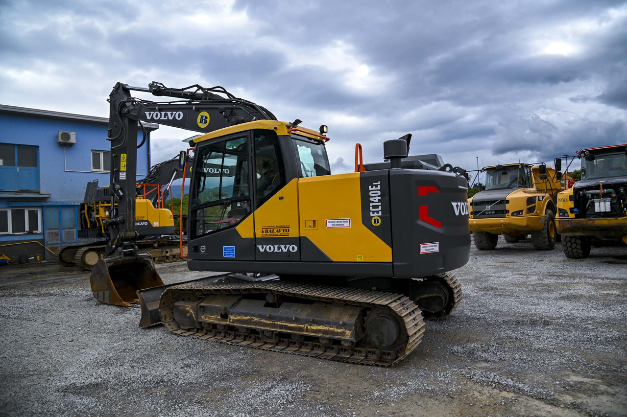 Volvo EC140E - Lintekskavaator: pilt 3 Volvo EC140E - Lintekskavaator: pilt 3