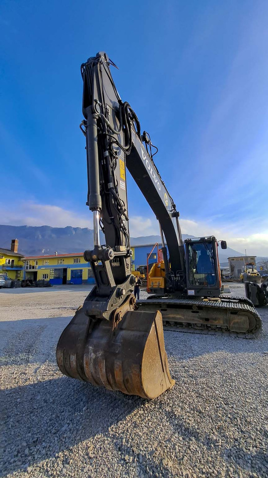 Volvo EC220EL - Lintekskavaator: pilt 2 Volvo EC220EL - Lintekskavaator: pilt 2